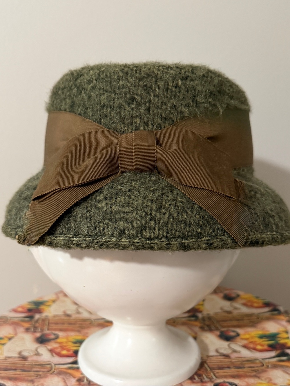 Vintage Olive Green Wool Mohair Cloche Hat with Brown Grosgrain Bow